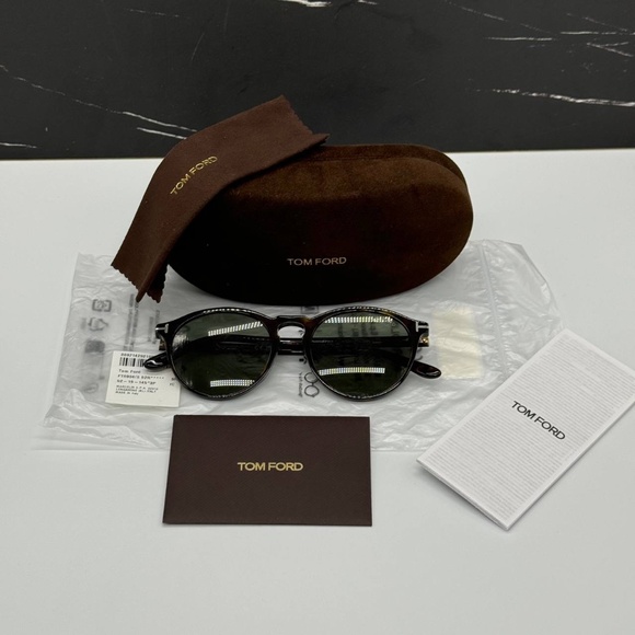 NEW TOM FORD TF904 52R UNISEX POLARIZED SUNGLASSES TOM FORD AURELE FT0904/S - Picture 10 of 10